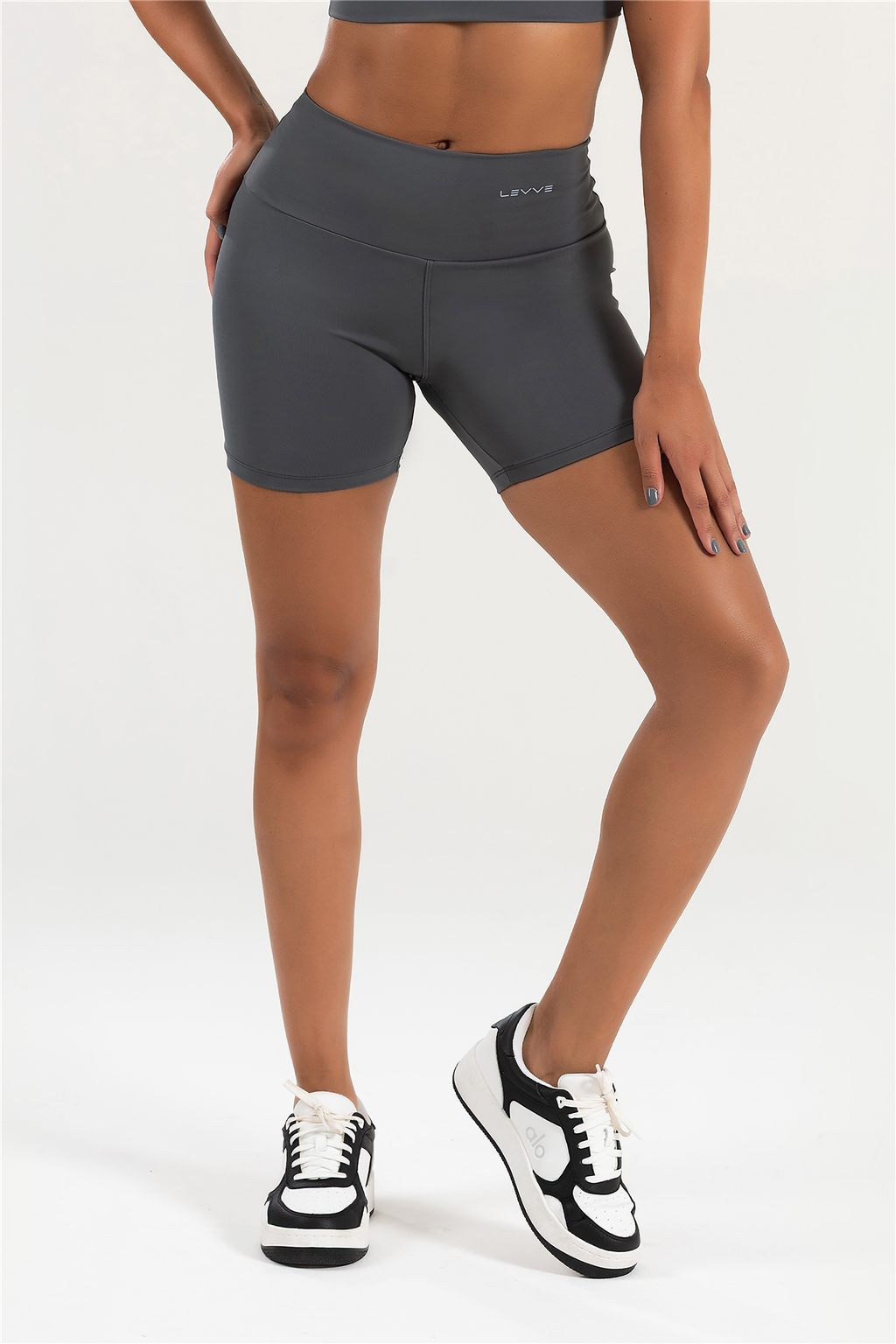 クラブハウス CLUBHAUS Active Shorts / Grey Shorts Feminino Fitness Pulse Cinza Chumbo | Treino Leve Levve Fitness